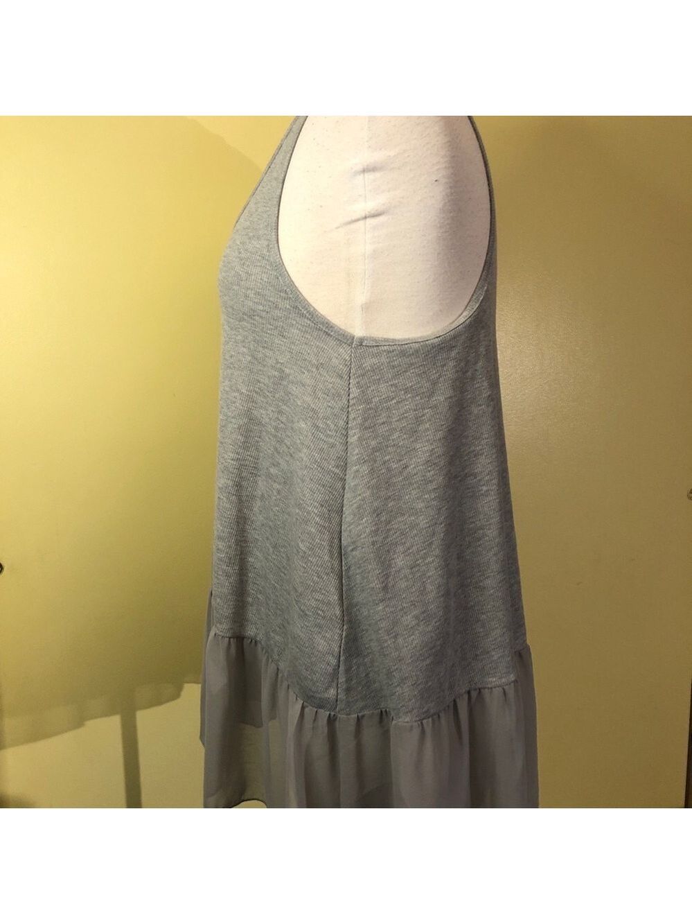 Umgee Gray Ruffle Hem Tank Top sz Large - Picture 5 of 8